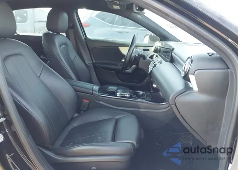 2019 Mercedes-Benz A 220 из США, поврежденный, VIN WDD3G4EB5KW017182